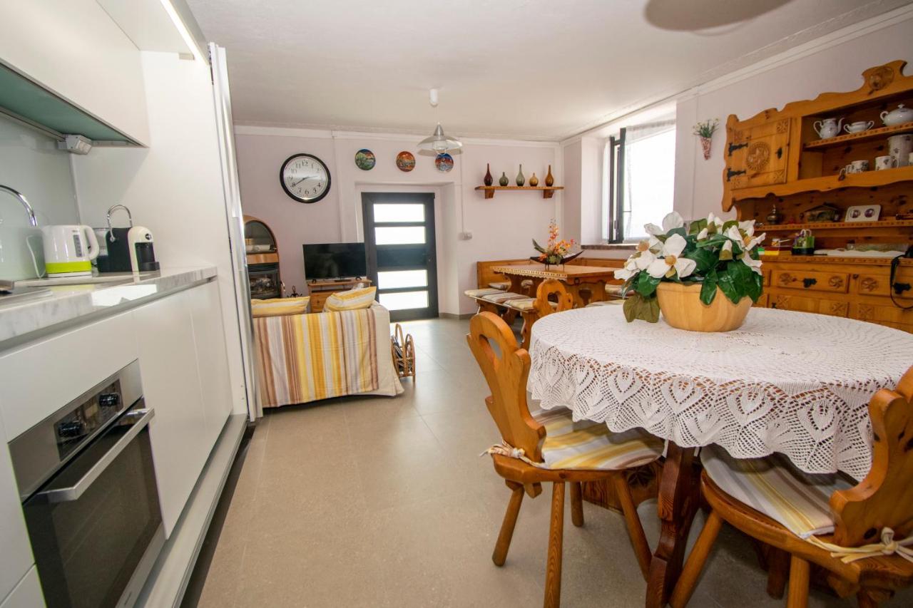 Bellosta Family Country Club Mb Alpe Moiana Armeno ภายนอก รูปภาพ